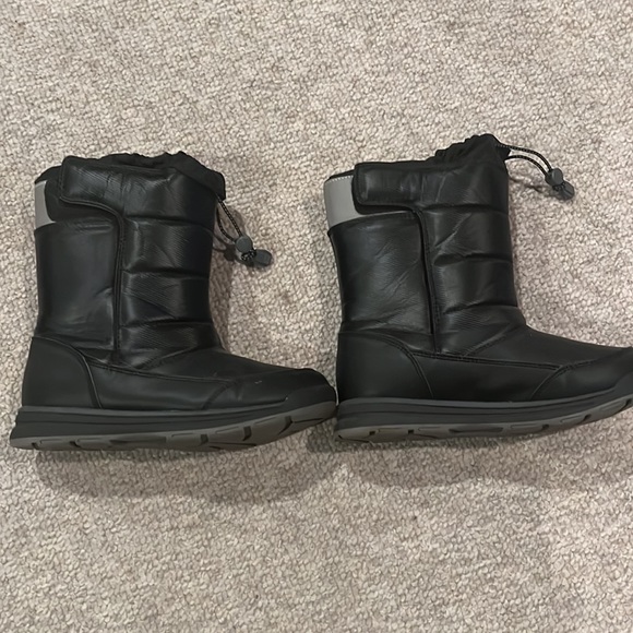 Lands End Size 5 boys boots - Picture 3 of 3